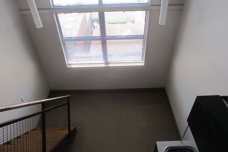 Photo of property in Urbane Apartments, 47/29 Webb Street, Mount Cook, Wellington, 6011
