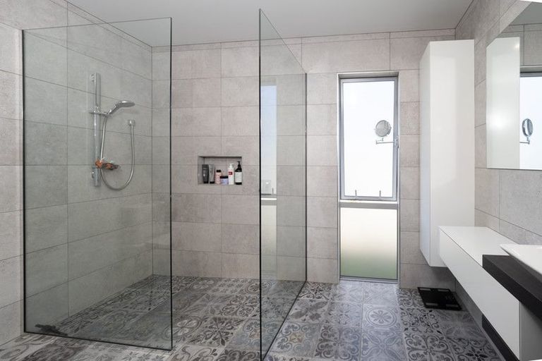 Photo of property in 12 Kelburn Place, Tinwald, Ashburton, 7700