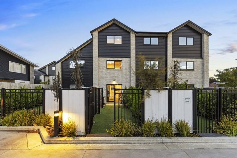 Photo of property in 3/4 Taramea Place, Addington, Christchurch, 8024