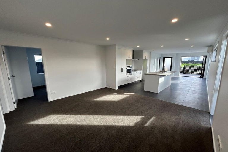 Photo of property in 4 Times Avenue, Papamoa, 3118