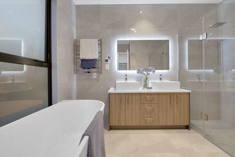 Photo of property in 14 Alluvial Street, Flat Bush, Auckland, 2019