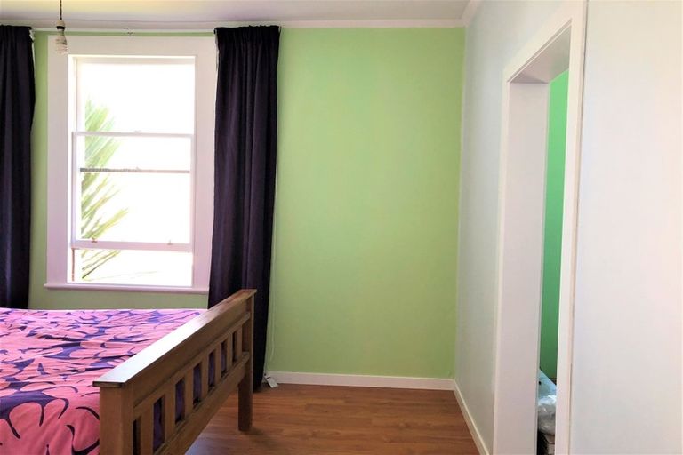 Photo of property in 8 Howard Street, Gore, 9710