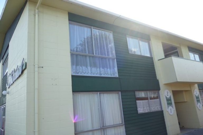 Photo of property in 102 Martin Street, Wallaceville, Upper Hutt, 5018