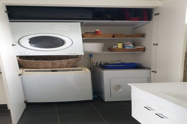 Photo of property in 1/39 Georges Drive, Napier South, Napier, 4110