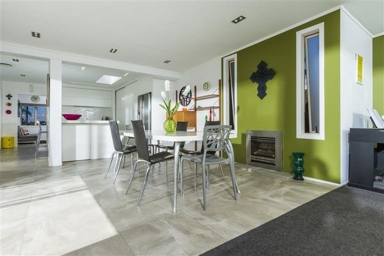 Photo of property in 37 Killarney Avenue, Torbay, Auckland, 0630