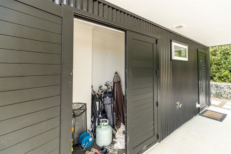 Photo of property in 14 Lakeview Terrace, Lake Hawea, Wanaka, 9382