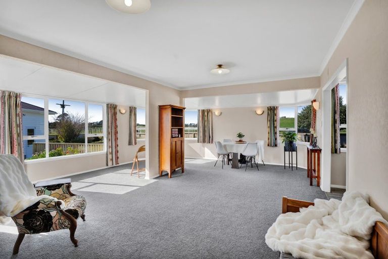 Photo of property in 84 Ohanga Road, Onaero, Waitara, 4383