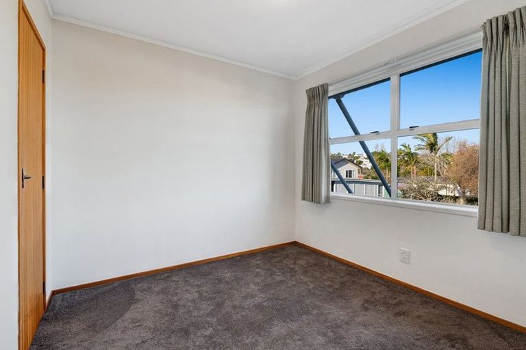 Photo of property in 2/941 Whangaparaoa Road, Manly, Whangaparaoa, 0930