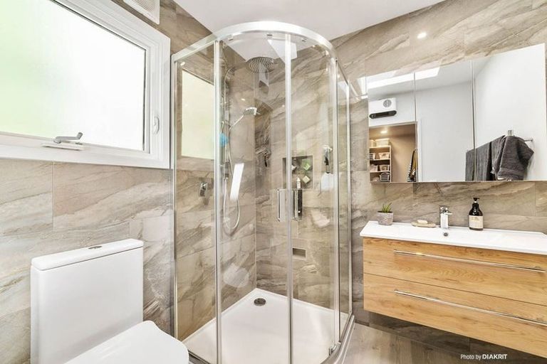 Photo of property in 88 Lohia Street, Khandallah, Wellington, 6035