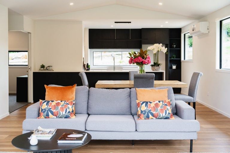 Photo of property in 17 Freyberg Road, Fairfield, Dunedin, 9018