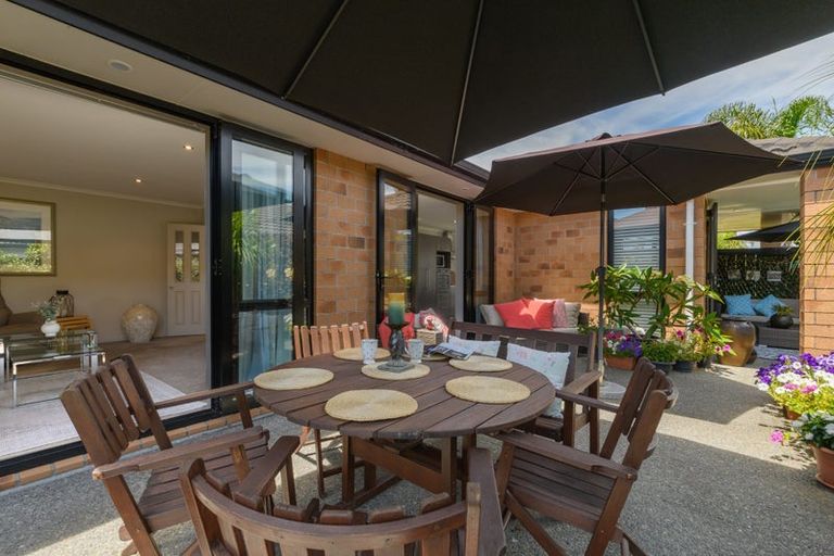 Photo of property in 46 Carrington Drive, Papamoa Beach, Papamoa, 3118