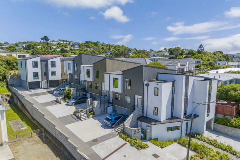 Photo of property in 10/23 Middleton Road, Johnsonville, Wellington, 6037