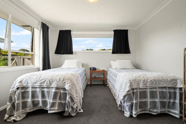 Photo of property in 57 Brighton Road, Green Island, Dunedin, 9018