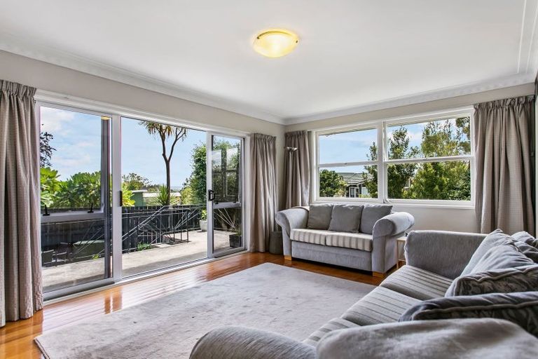 Photo of property in 50 Daffodil Street, Titirangi, Auckland, 0604