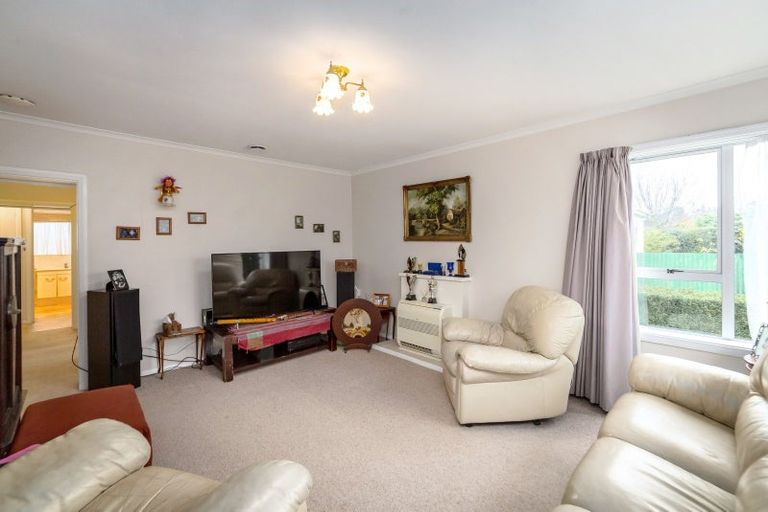 Photo of property in 14 Humphries Street, Greytown, 5712