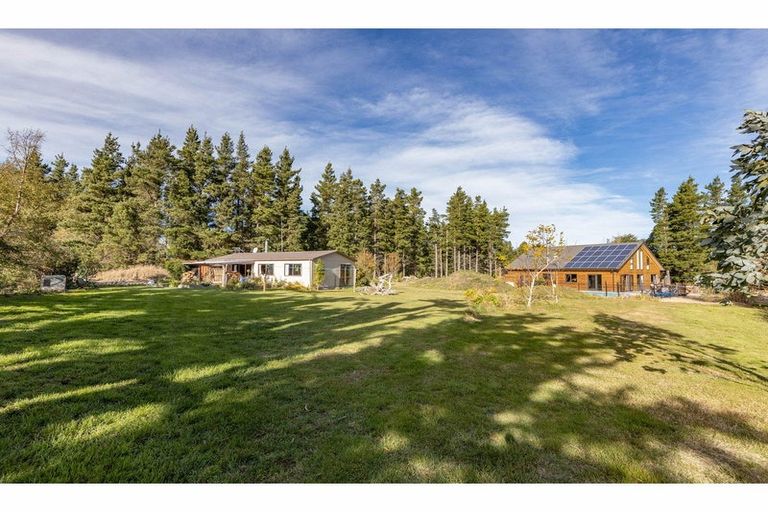 Photo of property in 25 Russells Road, Oxford, 7495