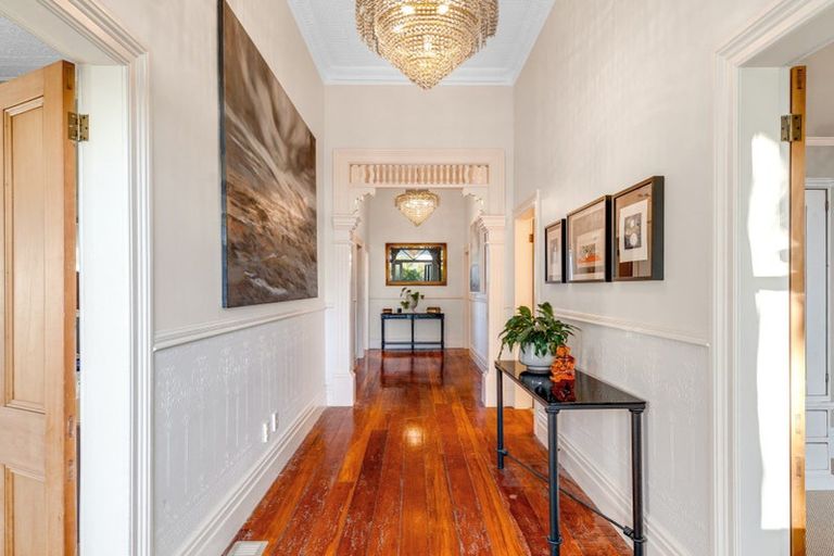 Photo of property in 11 Calliope Road, Devonport, Auckland, 0624