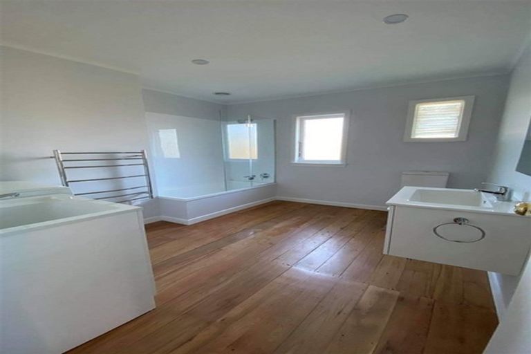 Photo of property in 47 Goldsmith Street, Leamington, Cambridge, 3432