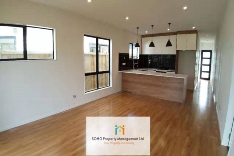 Photo of property in 13 Sapwood Crescent, Takanini, 2110
