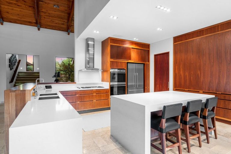 Photo of property in 42 Porterfield Road, Whitford, Howick, 2571