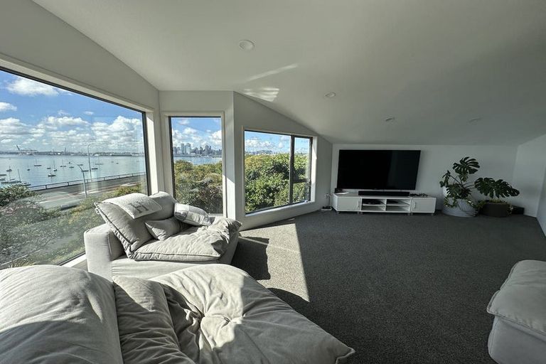 Photo of property in 3/43 Princes Street, Northcote Point, Auckland, 0627