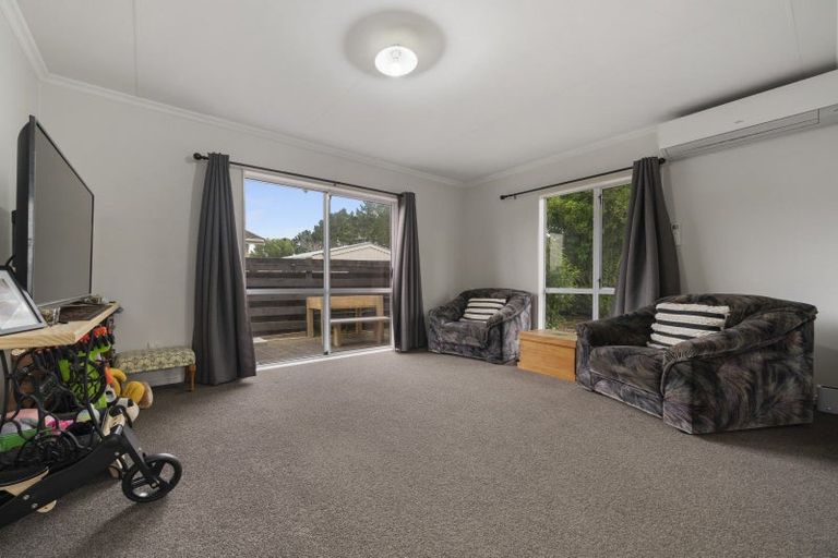 Photo of property in 60 Newton Place, Westbrook, Palmerston North, 4412