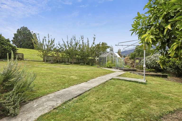 Photo of property in 317 Abel Tasman Drive, Motupipi, Takaka, 7183