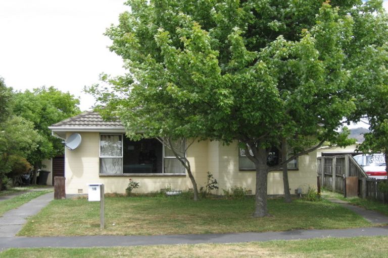 Photo of property in 16 Cob Crescent, Woolston, Christchurch, 8062