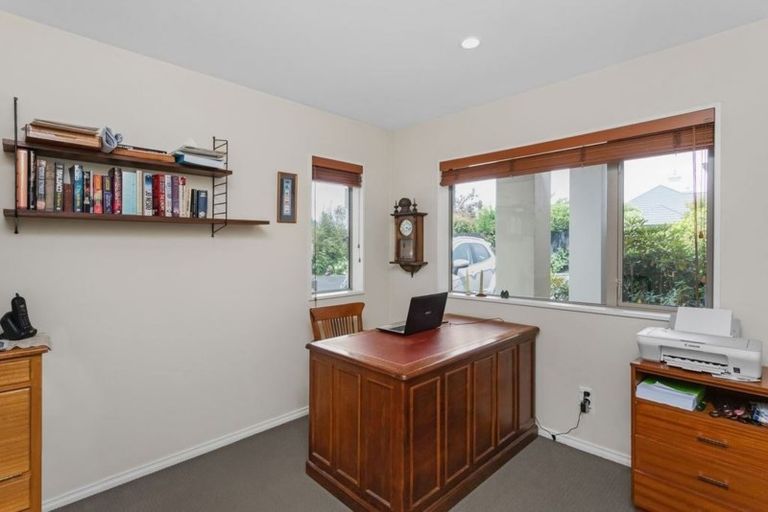 Photo of property in 14 Haddon Lane, Harewood, Christchurch, 8051