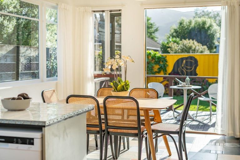 Photo of property in 53 Palmer Crescent, Silverstream, Upper Hutt, 5019