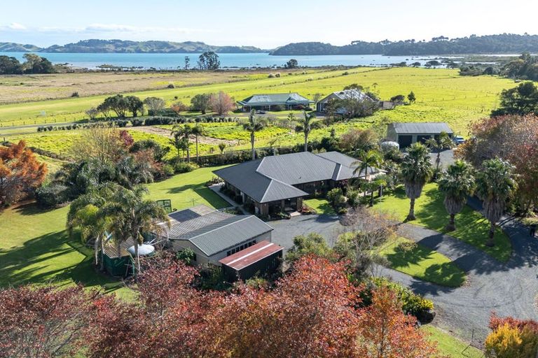 Photo of property in 1757 Manaia Road, Preece Point, Coromandel, 3581