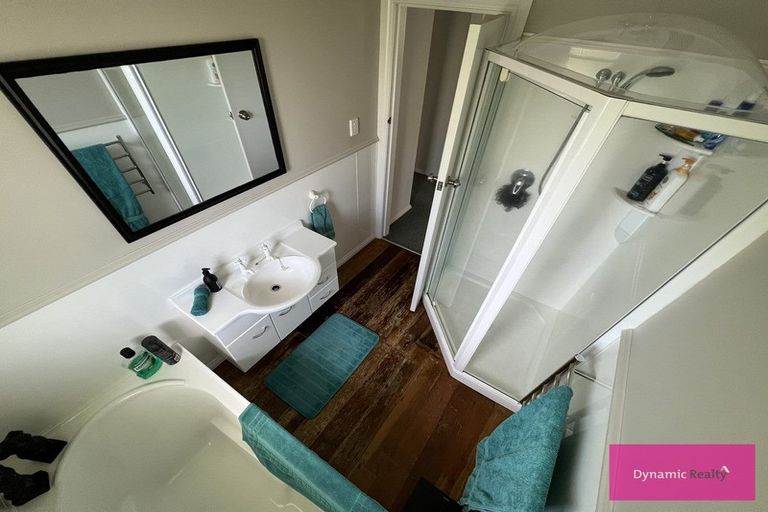 Photo of property in 15 Ilford Place, Awapuni, Palmerston North, 4412