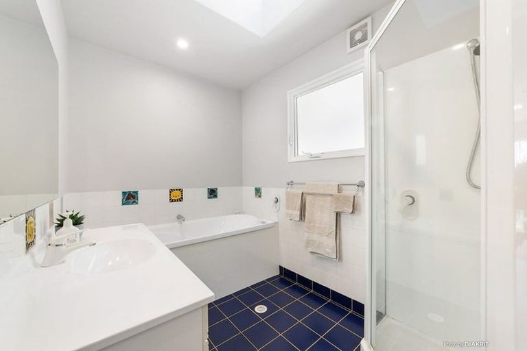 Photo of property in 88 Lohia Street, Khandallah, Wellington, 6035