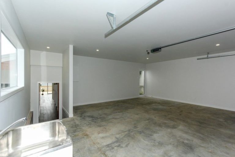 Photo of property in 125 Pendarves Street, New Plymouth, 4312