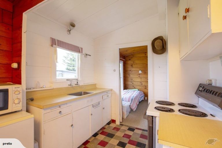 Photo of property in 75 Blue Pacific Parade, Riversdale Beach, Masterton, 5872