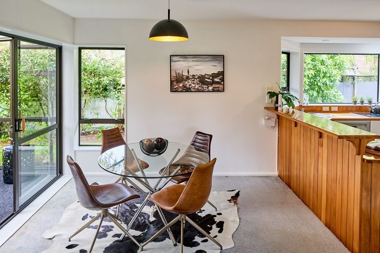 Photo of property in 1/372 Muritai Road, Eastbourne, Lower Hutt, 5013