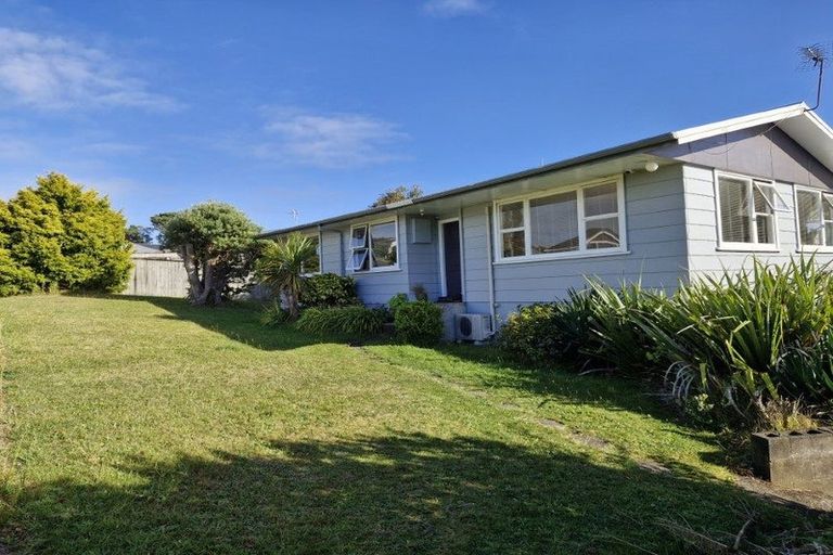 Photo of property in 35 Maratahu Street, Westown, New Plymouth, 4310