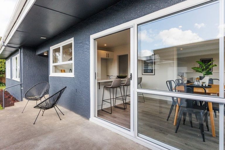 Photo of property in 6 Cremorne Avenue, Hokowhitu, Palmerston North, 4410