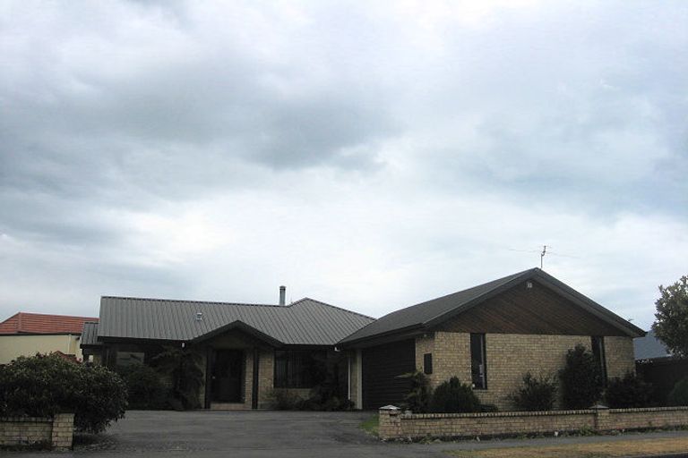 Photo of property in 17 Glastonbury Drive, Burwood, Christchurch, 8083