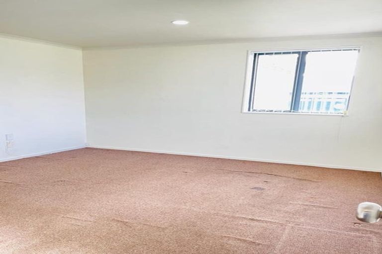 Photo of property in 11 Marblewood Grove, Pukekohe, 2120