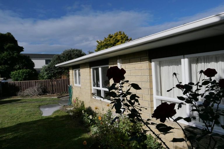 Photo of property in 2 Princeton Road, Raumati Beach, Paraparaumu, 5032