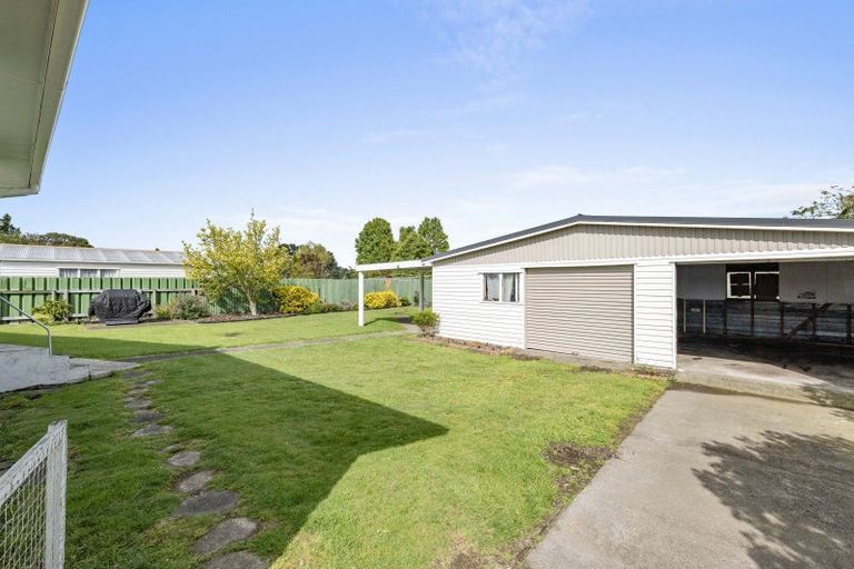 Photo of property in 21 Castle Street, Eltham, 4322