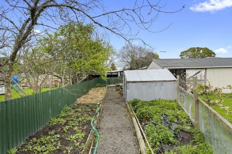 Photo of property in 178 Bridge Street, Bulls, 4818