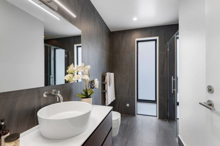 Photo of property in 24d Mansfield Avenue, St Albans, Christchurch, 8014