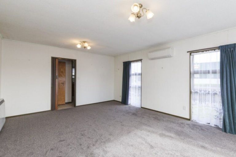 Photo of property in 984a Tremaine Avenue, Roslyn, Palmerston North, 4414