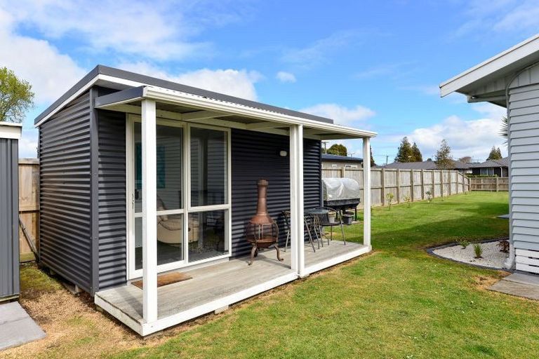 Photo of property in 6 Lugton Street, Nawton, Hamilton, 3200