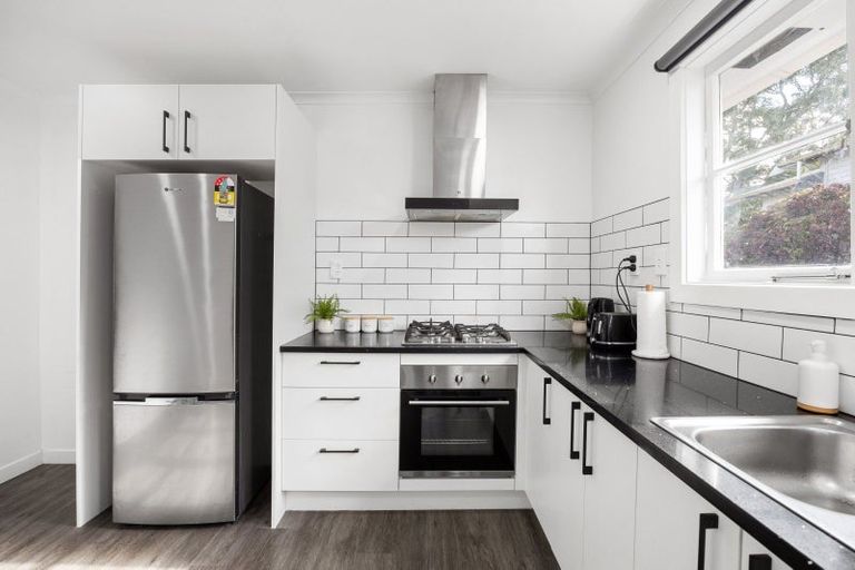 Photo of property in 15 Livingstone Avenue, Nawton, Hamilton, 3200