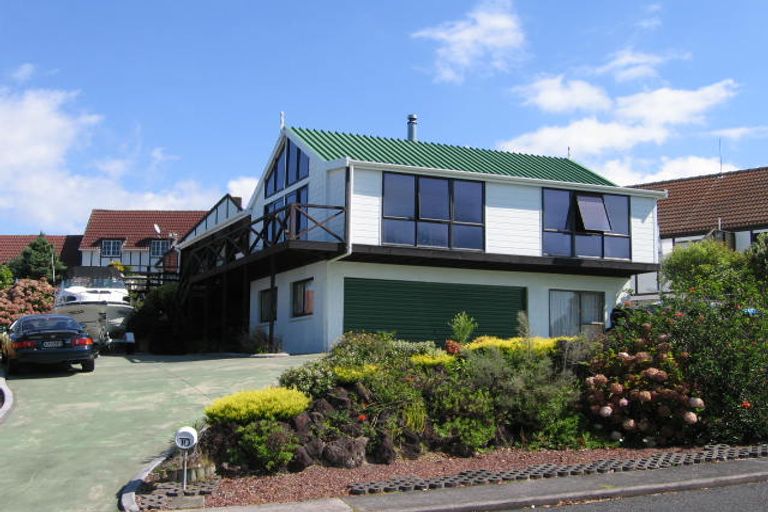 Photo of property in 10 Lingham Crescent, Torbay, Auckland, 0630