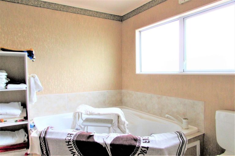 Photo of property in 333 Rosetta Road, Raumati Beach, Paraparaumu, 5032