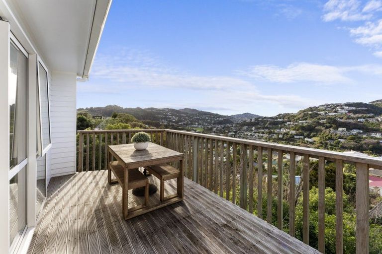 Photo of property in 2/107 Allington Road, Karori, Wellington, 6012
